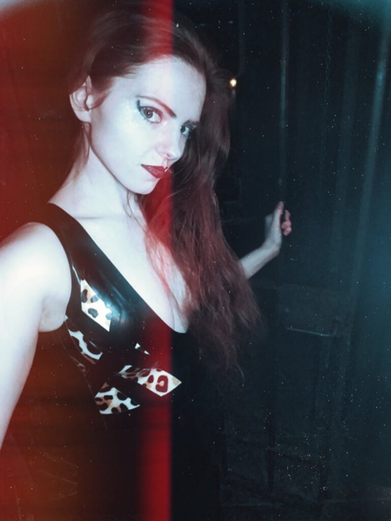 Hypnodomme - Domina Lyra